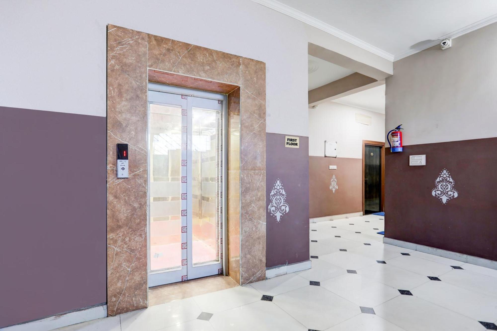 Super Townhouse Gida Near Rto Office Hotel Gorakhpur Exterior photo