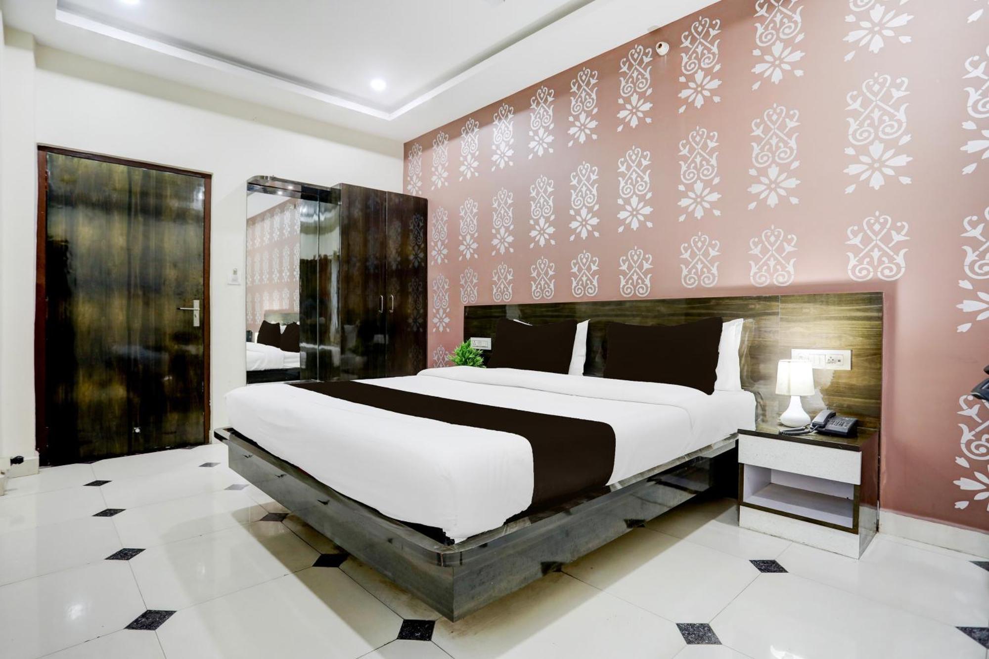 Super Townhouse Gida Near Rto Office Hotel Gorakhpur Exterior photo
